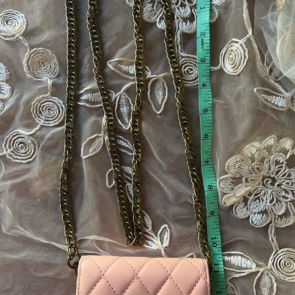 Elegant Pink Quilted Crossbody Passport and iPhone Case w/Chain Strap - Picture 11 of 13